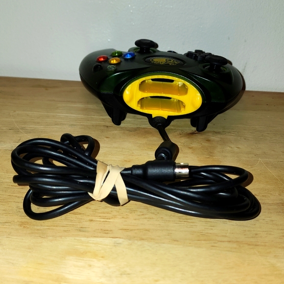 Mad Catz Green Wired Controller For Original Xbox #4516 - Picture 5 of 5